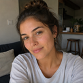 <strong>Alessandra V. </strong>